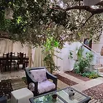 Home Garden Rome